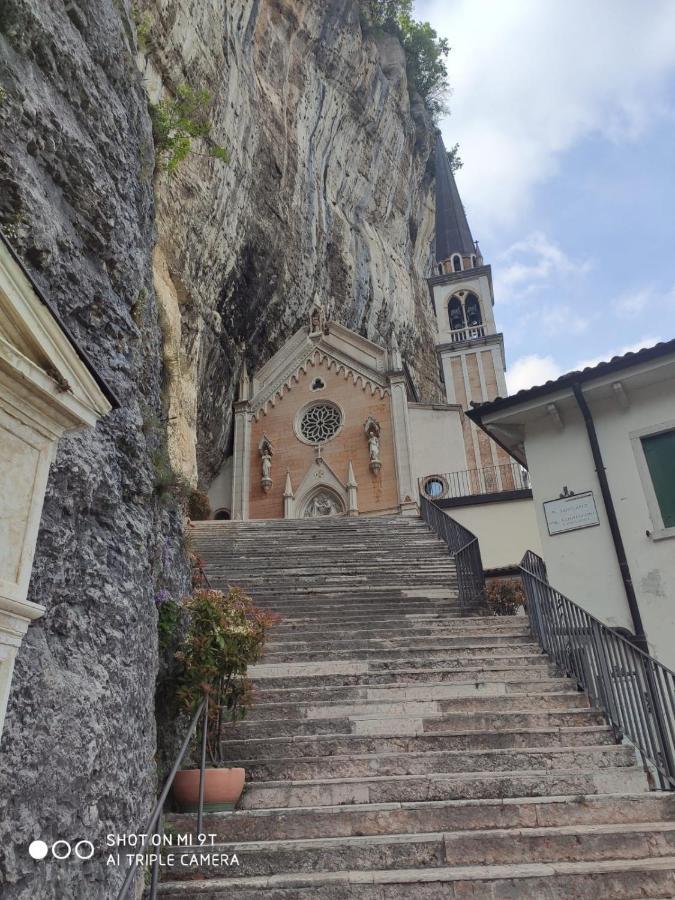 Agriturismo Revena Brentino Belluno Bagian luar foto