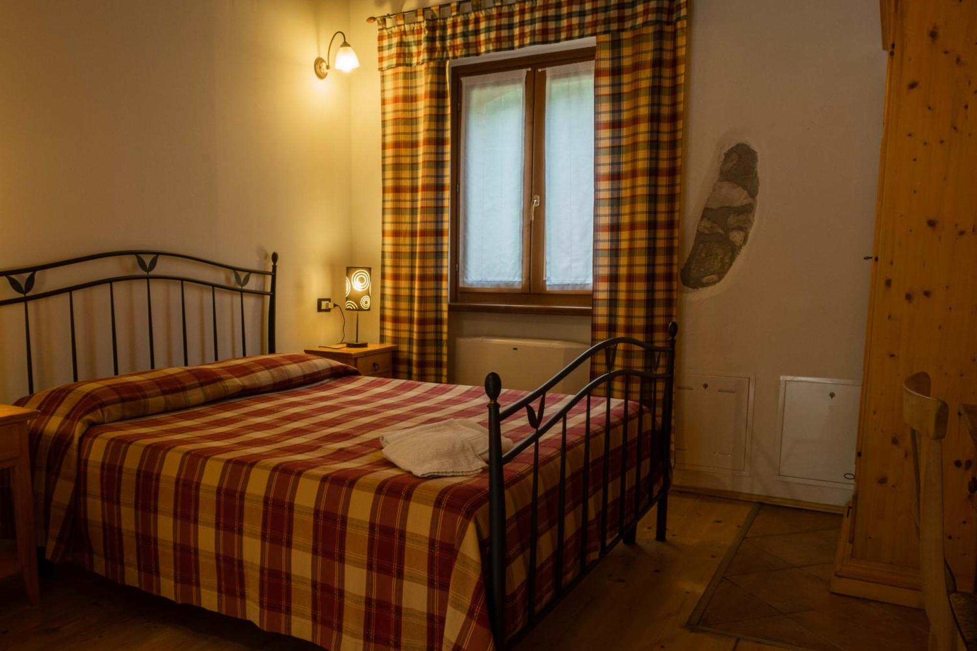 Agriturismo Revena Brentino Belluno Bagian luar foto