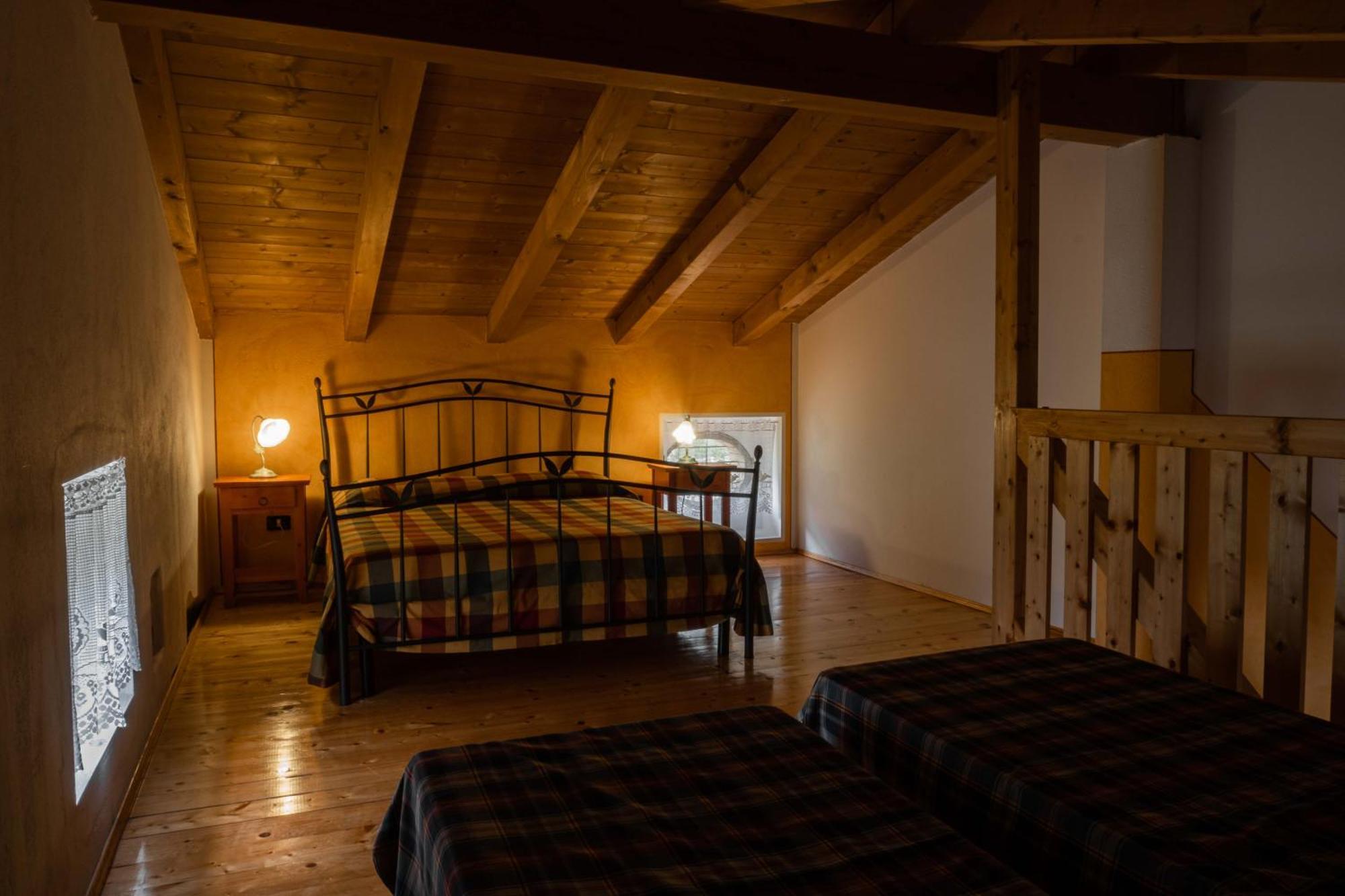 Agriturismo Revena Brentino Belluno Bagian luar foto