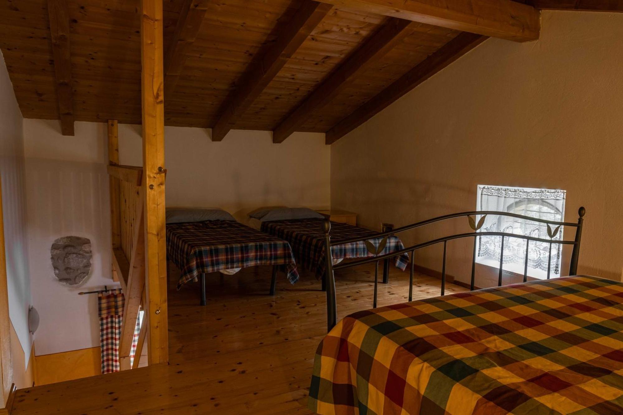 Agriturismo Revena Brentino Belluno Bagian luar foto