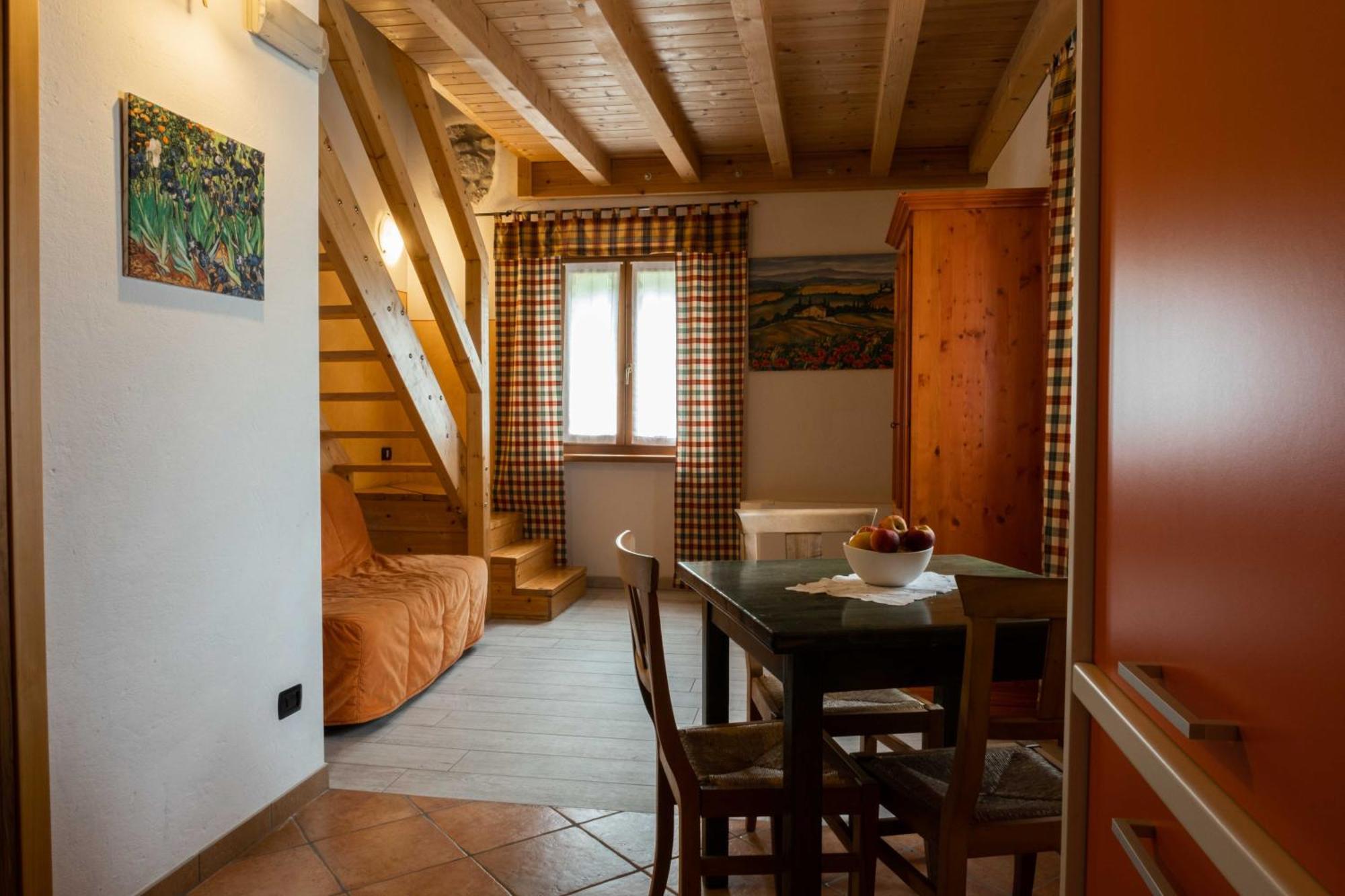 Agriturismo Revena Brentino Belluno Bagian luar foto