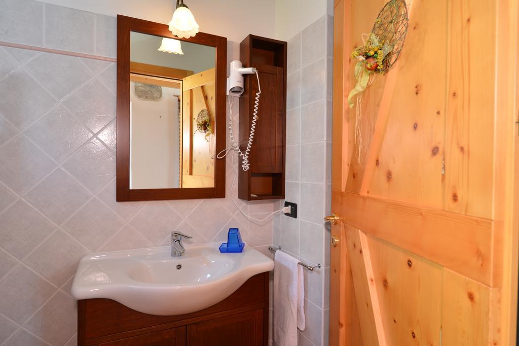 Agriturismo Revena Brentino Belluno Bagian luar foto